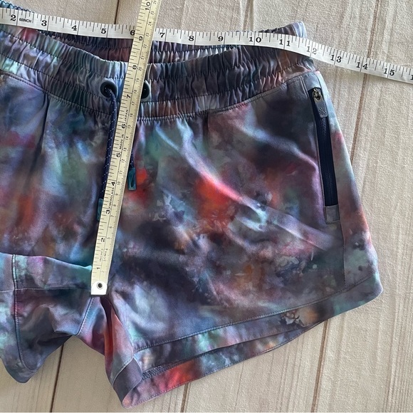 Athleta Girl All Play Shorts Girls L (12) Tie Dye Elastic Waistband Drawstring - Picture 10 of 13